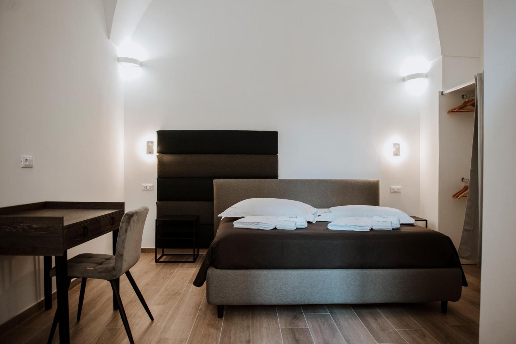 Signuria Dimora Esclusiva Bed & Breakfast 2*